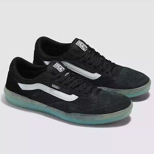 New Vans AVE ProBlack White Ice UltimateWaffleBlack White